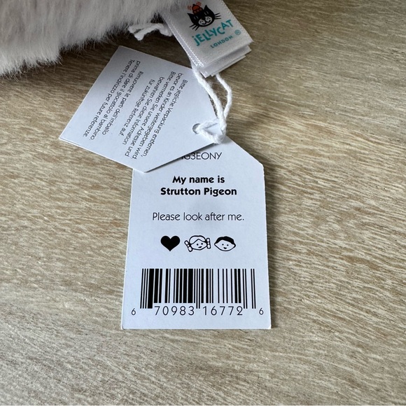 Jellycat Stratton Pigeon NYC Diner Exclusive! NWT! HTF! - Picture 2 of 2